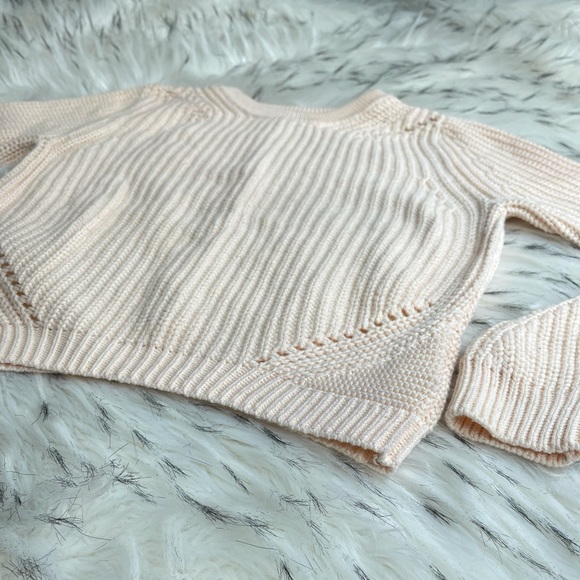 Light pink / peach knitted cropped sweater - Picture 5 of 5